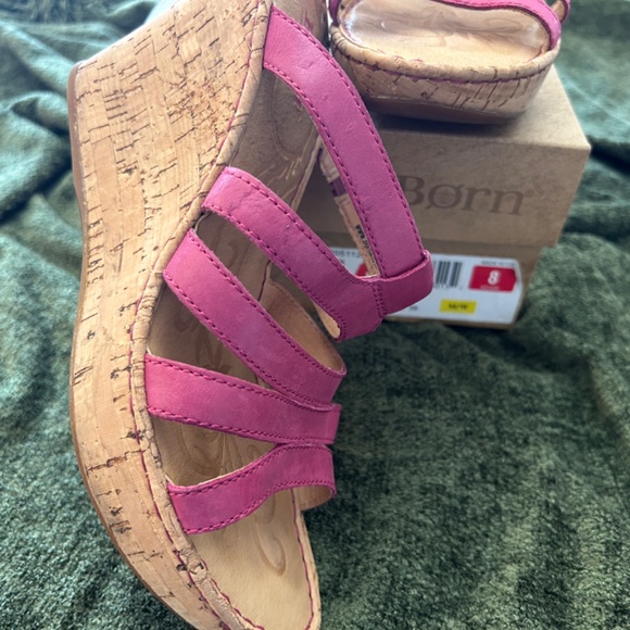 Born Raspberry sandals - Picture 5 of 5